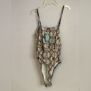 Boohoo women’s one-piece snake-skin-design swimsuit